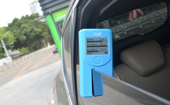 LS163A隔熱膜測試儀測試汽車側(cè)擋 LS163A隔熱膜測試儀測試汽車側(cè)擋